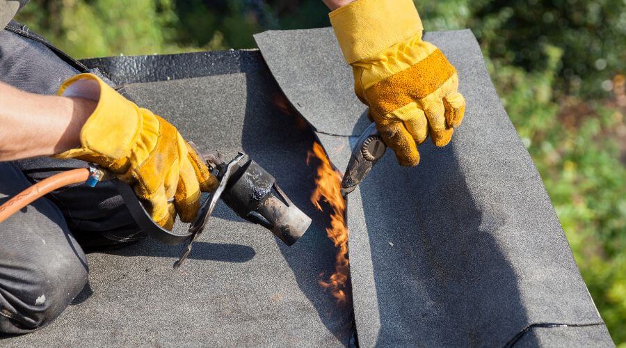 Professional gutter cleaning in Wilburton, OK